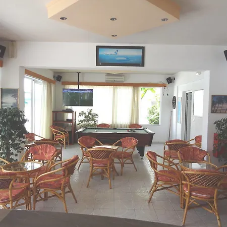 Michalis & Hotel apartamentowy 3*