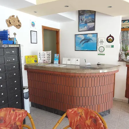 Michalis & Lejlighedshotel
