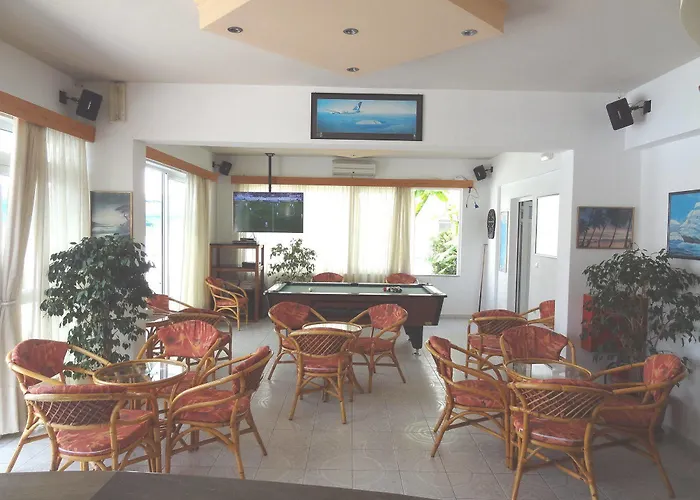 Michalis & شقة فندقية 3*