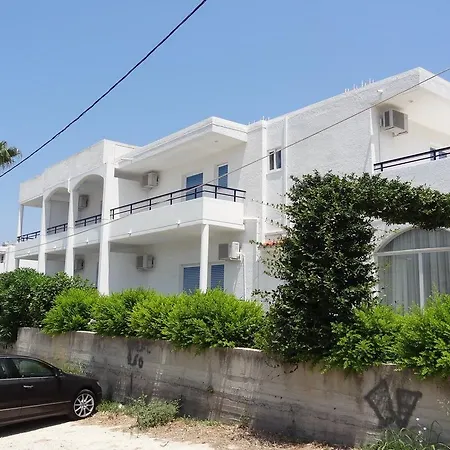 Michalis & Aparthotel